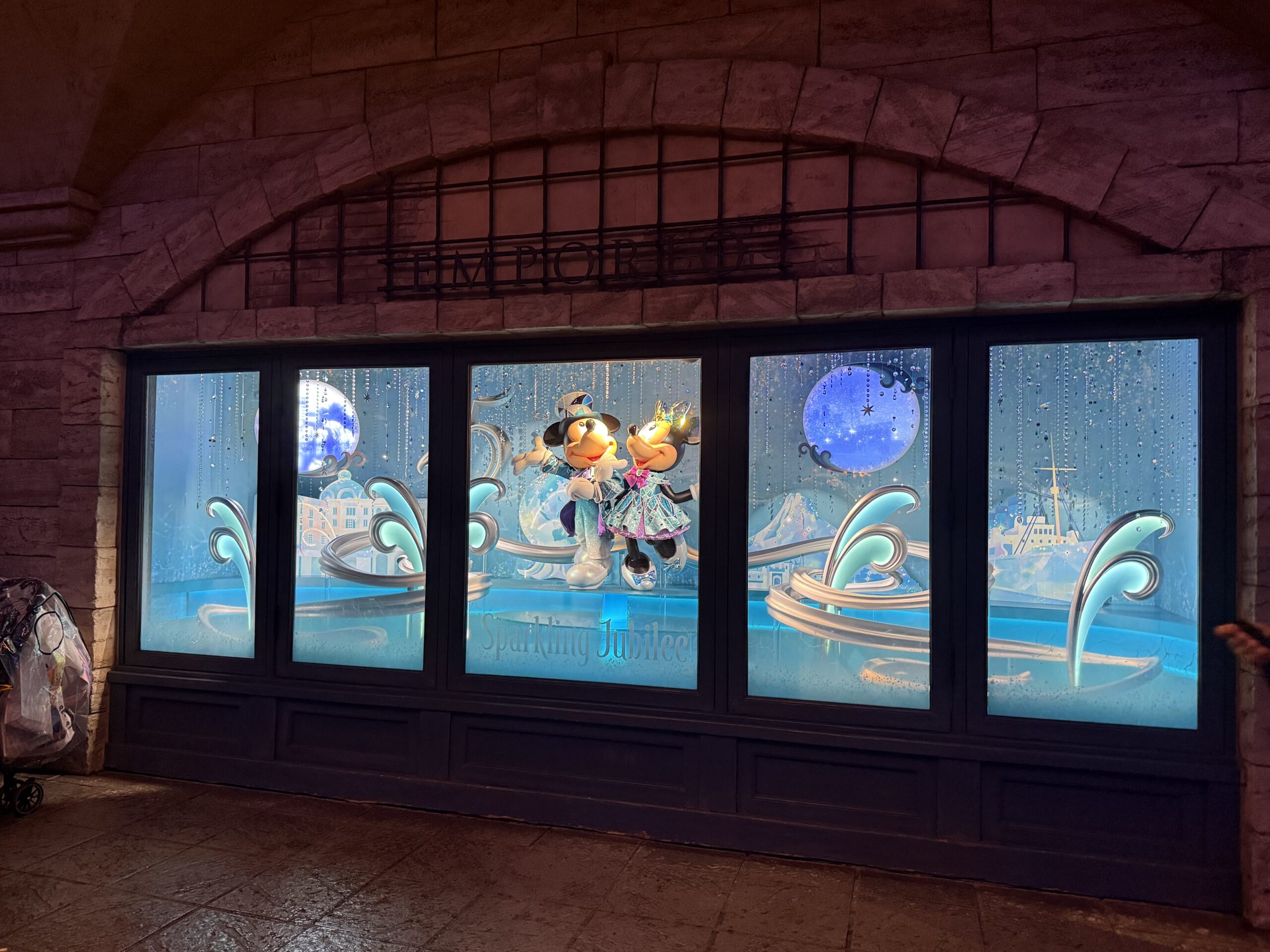 The Ultimate Guide to Tokyo DisneySea's Sparkling Jubilee: Merch, Treats, and Nighttime Magic!